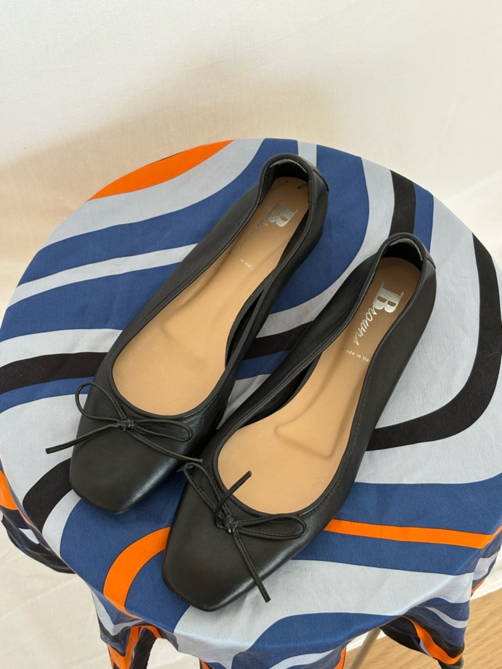 Women’s Black Leather Square-Toe Ballet Flats with Bow